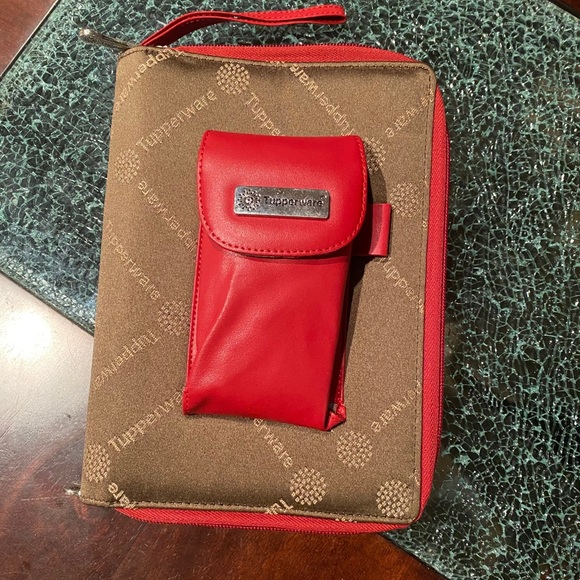 Red Tupperware Signature Crossbody Bag & Binder - Picture 6 of 16